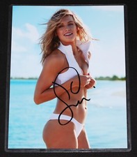 GENIE BOUCHARD Signed 8.5x11 PHOTO Sports Illustrated SI Swimsuit autograph