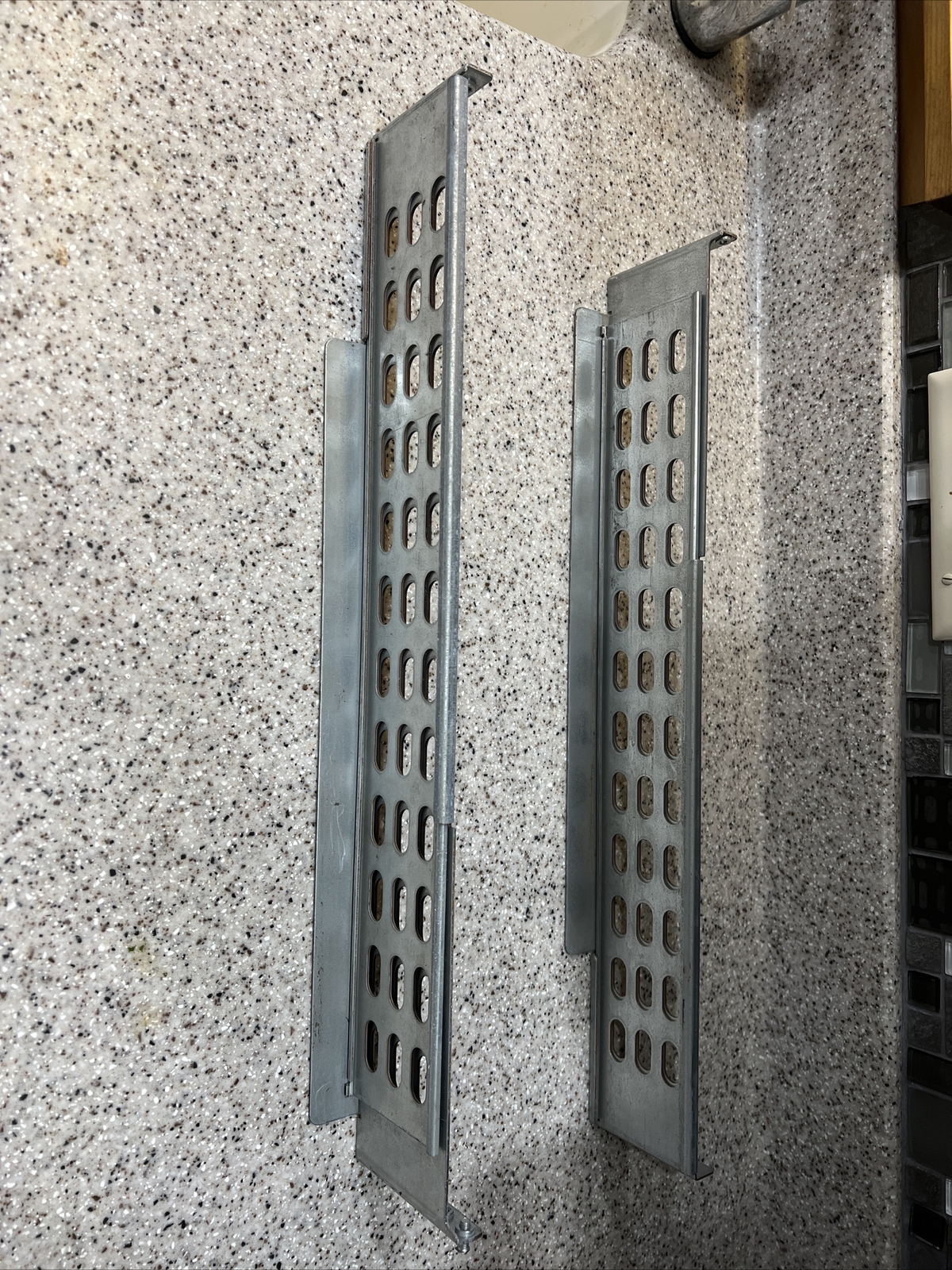 SPC APC 2U Rack Mount Sliding Rail Kit w/ L + R Rails 870-1250A L 870 ...