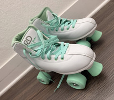 Roller Derby Roller Star 600 Quad Roller Skates White/Mint Green