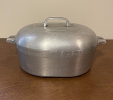 Vintage Wagner Ware Sidney -O- Magnalite 8-Quart Oval Covered Roaster Model 4265