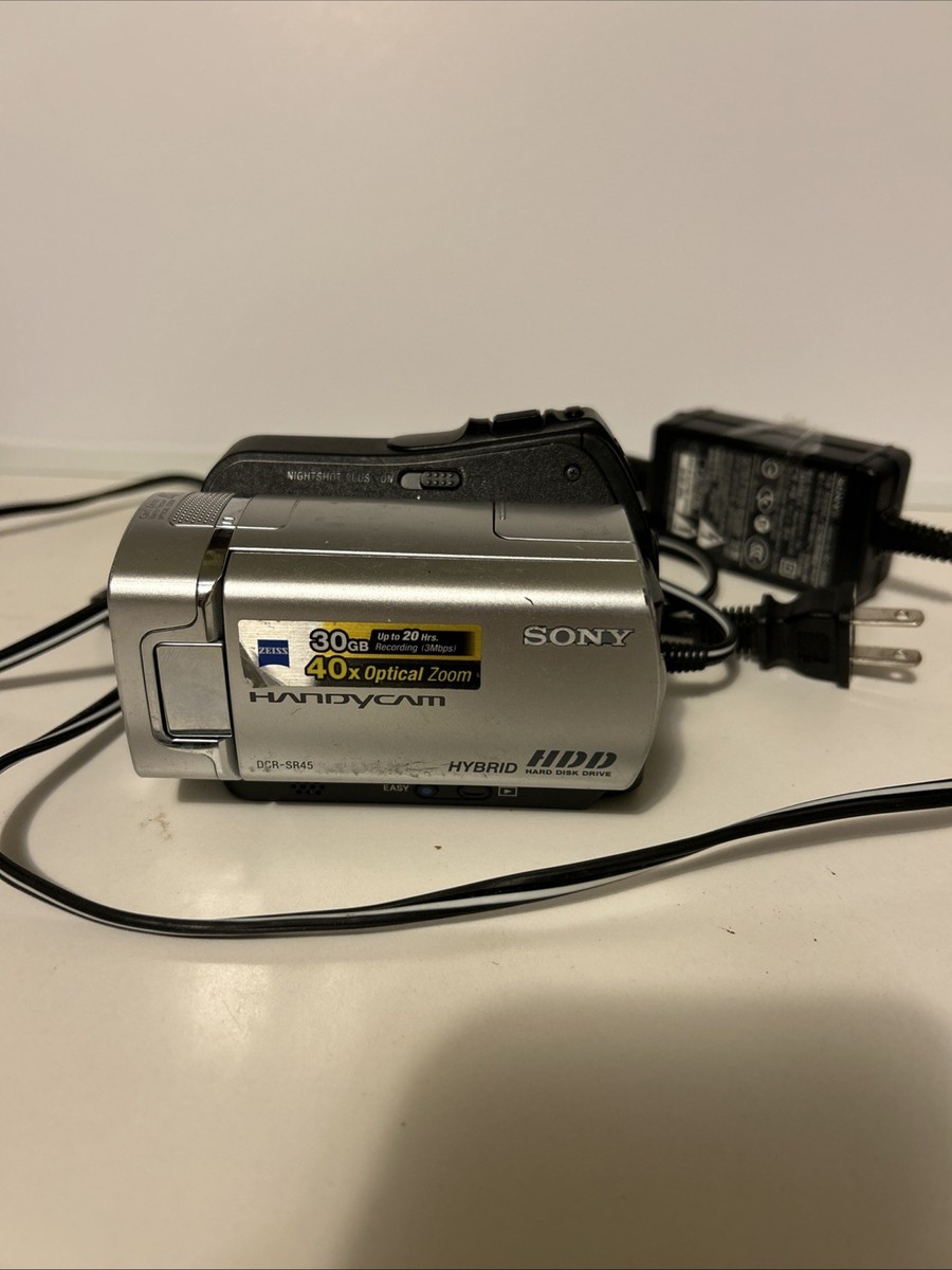 ハンディカム　SONY DCR-SR45 シルバー　中古 Digital Camera Sony DCR-SR 45 / Vintage Digital Camera