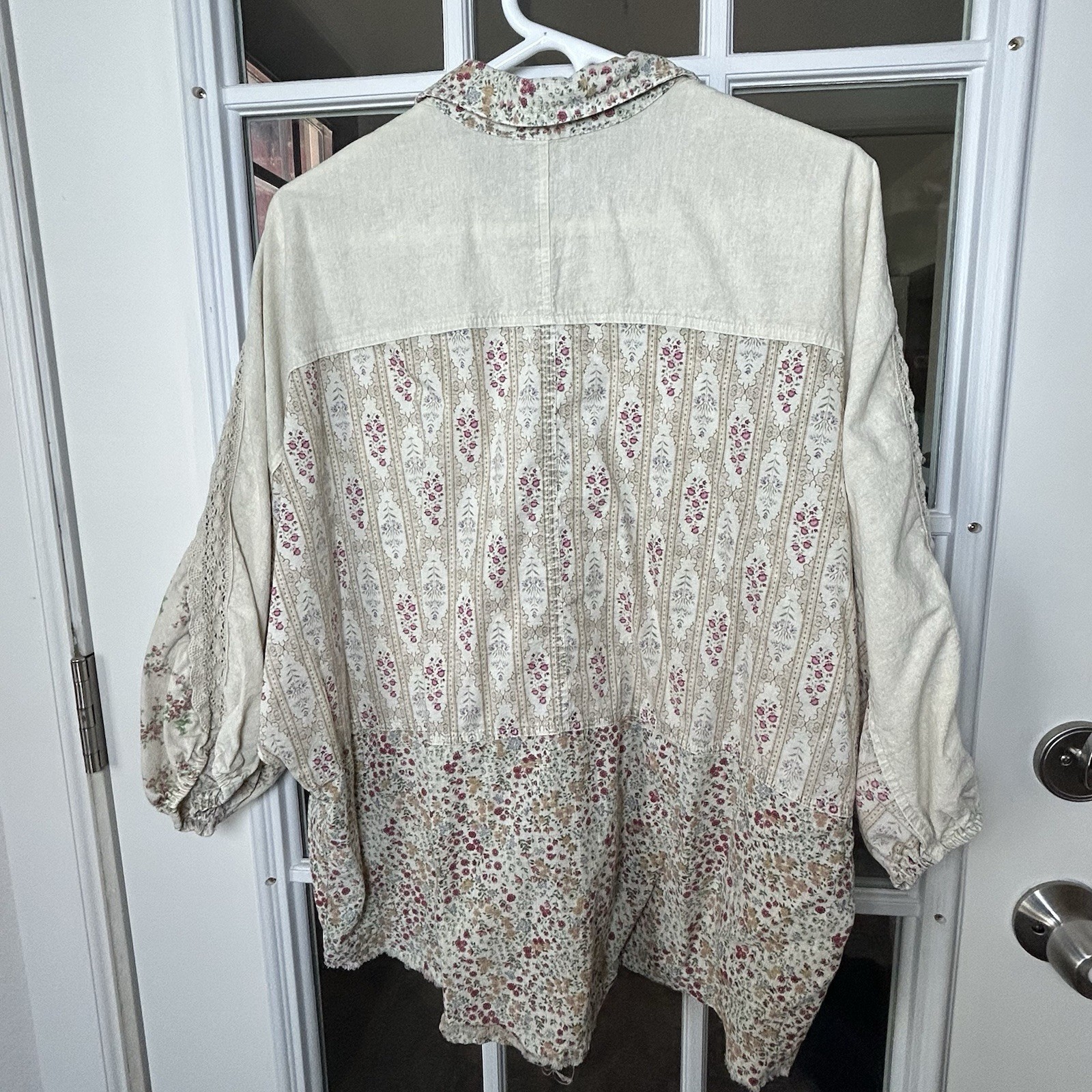 Easel Patchwork Floral Button Down Shirt Woman’s … - image 13