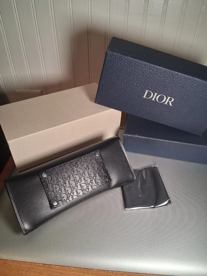NUEVO CHRISTIAN DIOR NEGRO AUTÉNTICO GAFAS GAFAS GAFAS DE SOL ESTUCHE CON TELA Y CAJA Foto 2 de 3