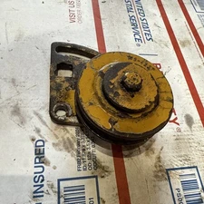 Caterpillar marine 3116/3126 groove idler pulley with bracket 