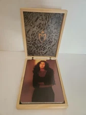Cher Love Hurts Limited Edition Wooden Box CD w/ 12 Art Cards 1991 Geffen