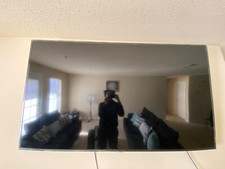 samsung 75 inch smart tv, black, thin, box and remote included Good condition 