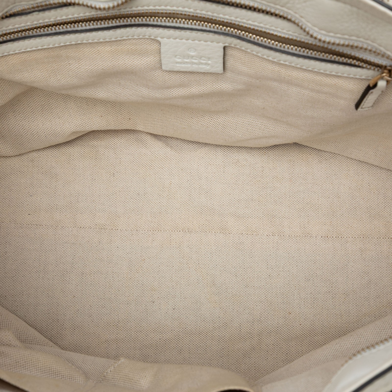 Authenticated Gucci Medium Leather Web Heritage T… - image 4