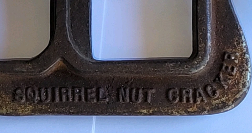 ANTIQUE CAST IRON Squirrel Nut Cracker Pat. Date 1913 All Offers Considered - Image 3 of 4