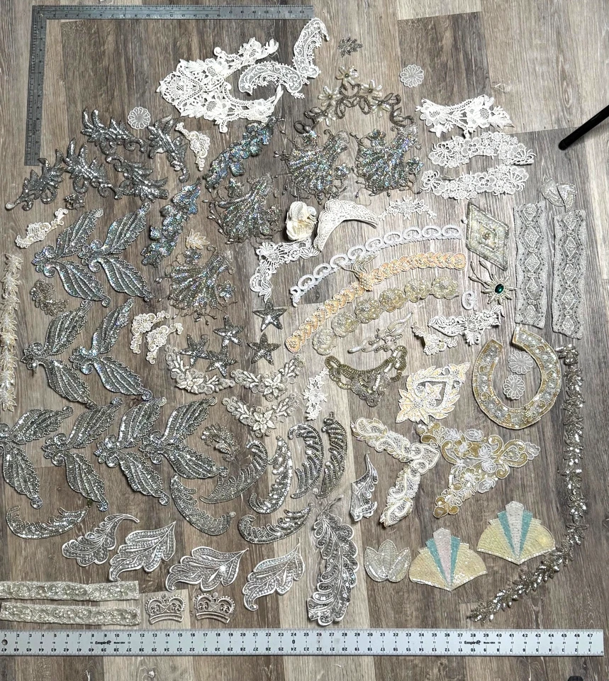 Lote Apliques Cuentas Vintage Blanco Plata Encajes de trajes de Santo Blanco 100+ Foto 2 de 4