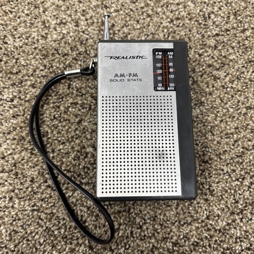 Vintage Radio Shack Realistic 12-602 AM/FM Portable Pocket Radio WORKS
