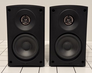 Paradigm Cinema V.1 Speakers Pair Look And Sound Excellent No Grills