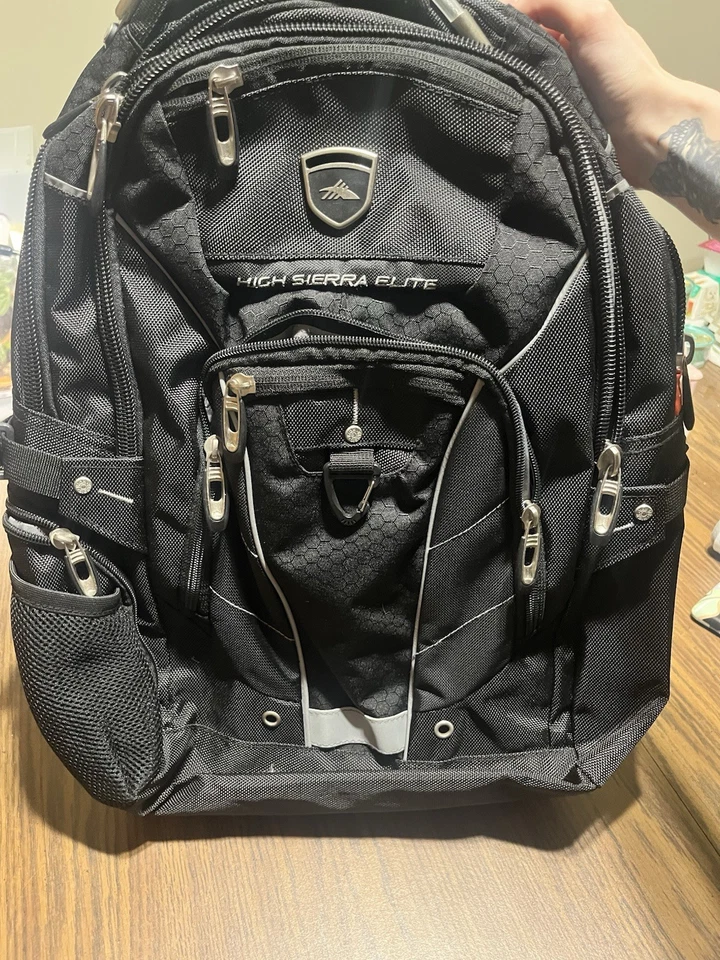 "Mochila negra High Sierra Elite Checkpoint Flyby TSA para computadora portátil de hasta 17""" Foto 2 de 4