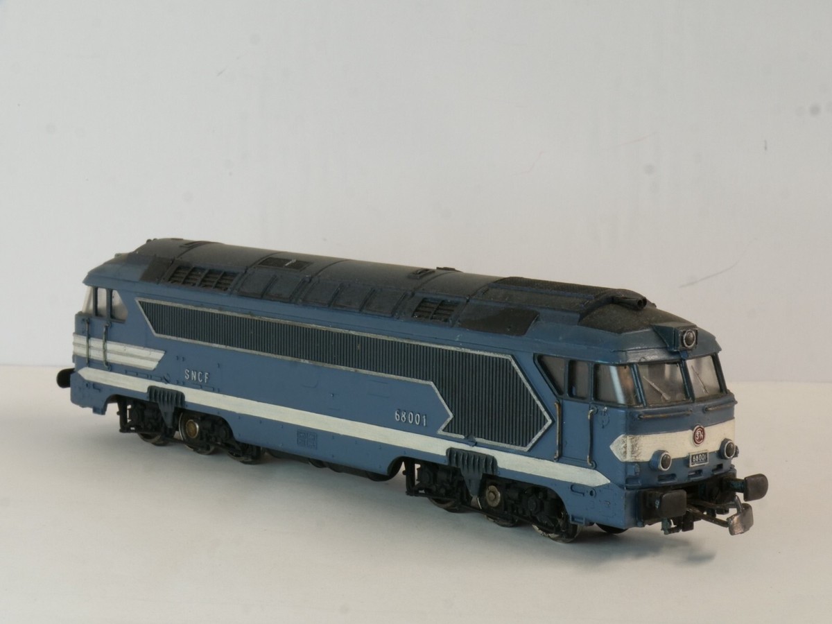 Fleischmann H0 scale model of an SNCF 68000 class diesel