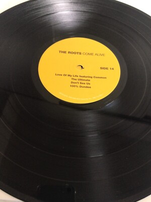 The Roots / The Roots Come Alive 12