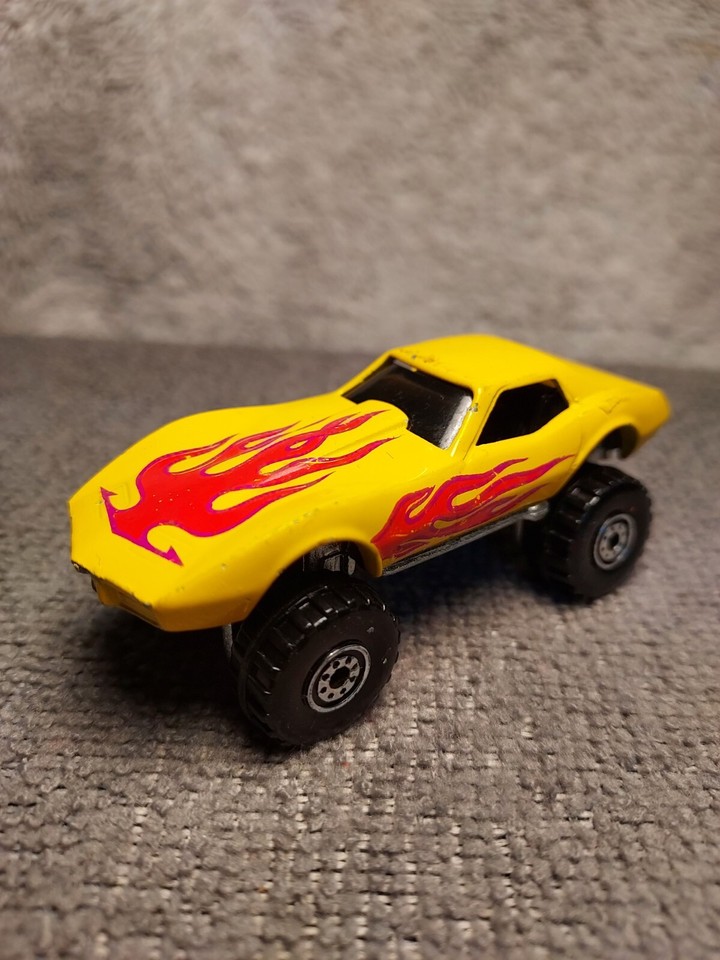 1975 Hot Wheels Corvette Coupe 4x4 Monster Car Yellow w/Red Flames 1/64 ...