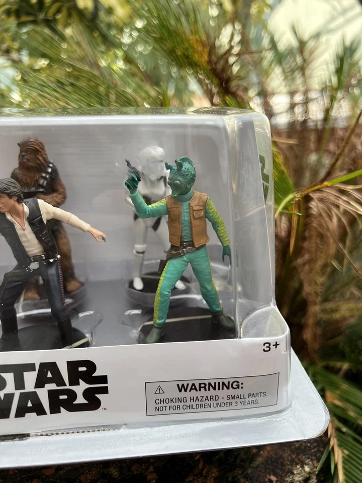 Juego Cantina Disney Star Wars - 6 figuras adornos para pasteles - caja de luz dañada Foto 4 de 4
