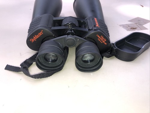 Used Celestron SkyMaster 15x70mm Binocular - Black - Picture 6 of 7