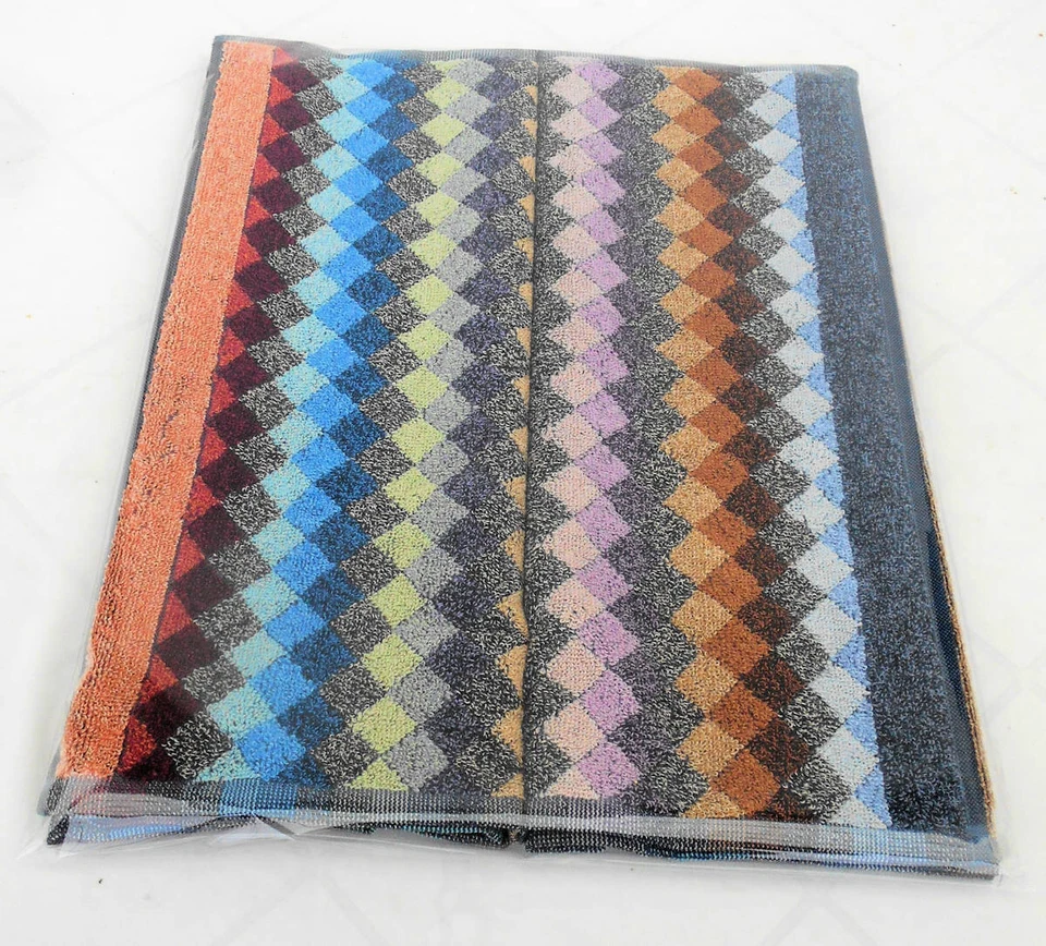 MISSONI HOME TWO HAND GUEST TOWELS COTTON 3D EFFECT  16x28in 40x70cm ALENA 100 - Image 3 of 4