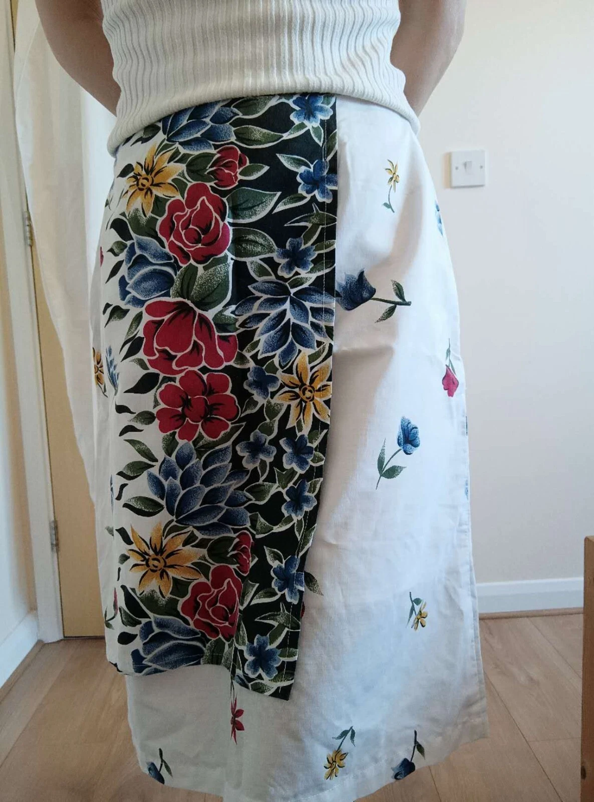 A-line Skirt summer floral skirt size 10 UK