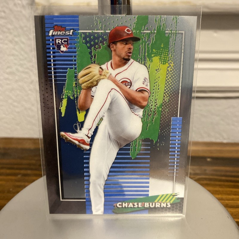 2026 Topps Finest Chase Burns Common Rookie Card