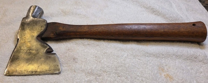 Vintage PLUMB Carpenter's  Hatchet Nail Puller Hammer Axe USA Original Handle