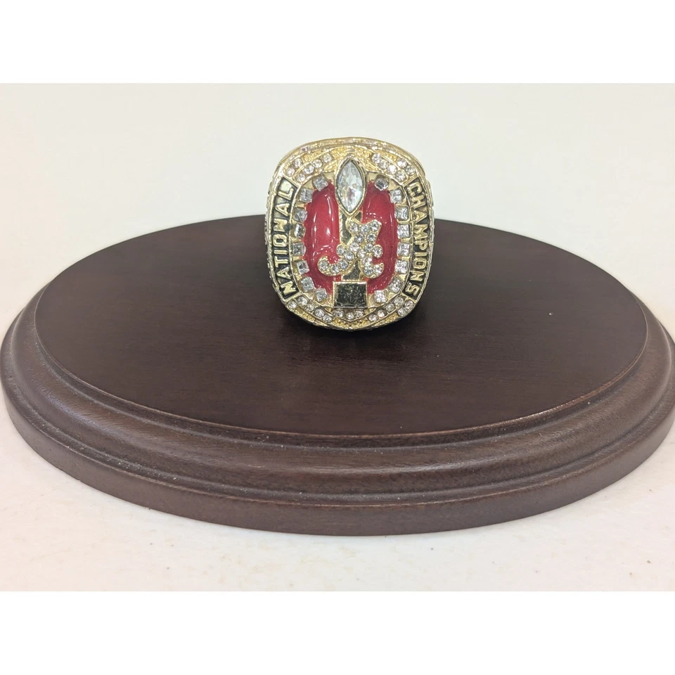 Alabama Crimson Tide 2017 National Champions Replica Ring Roll Tide Tagovailoa - Image 2 of 4
