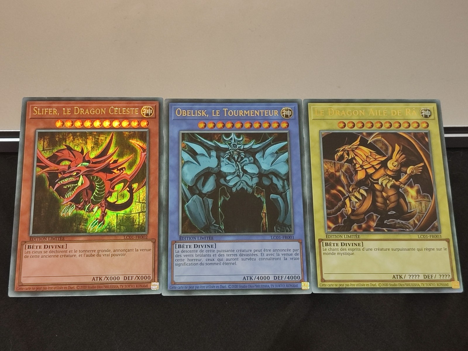 YU-GI-OH! 3 Dieux Égyptiens | Slifer + Obelisk + Dragon ailé de Râ LC01-FR NM