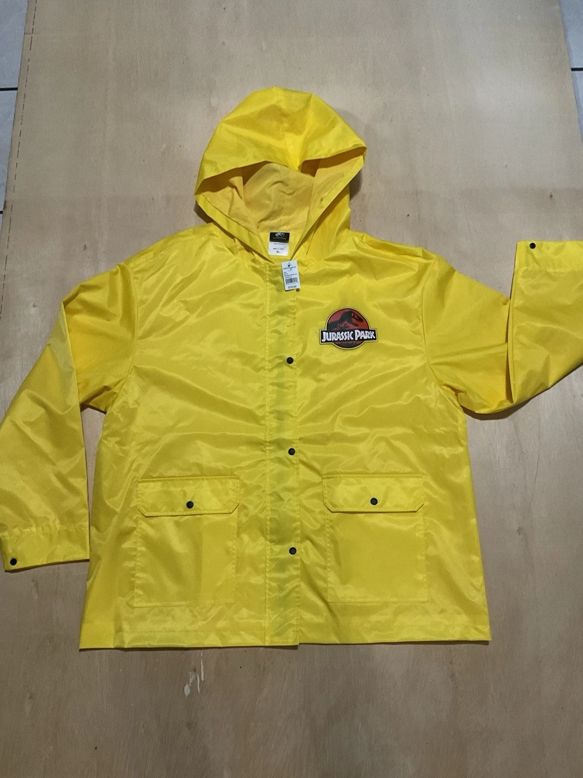 Universal Studios Exclusive Jurassic Park Yellow Rain Coat Jacket Size XL Nwt
Opens in a new window