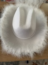 100 Piece cowgirl hat