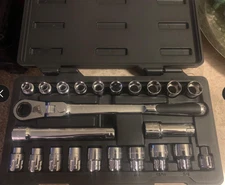 GEARWRENCH 893823 - 23 Piece 3/8" Drive 6 Point Standard SAE/Metric Tool Set