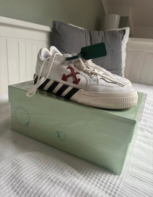 Off-White Low Vulcanized Weiß