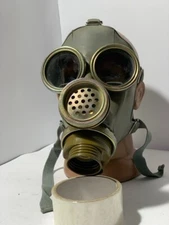 USSR Soviet protection Gas Mask MM-1 MM1 MM 1 1973 vintage antique size 2