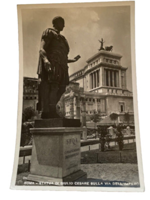 Statua Di Giuuo Cesare Sulla Via Dell'Impero Roma Italy Continental RPPC 1940s