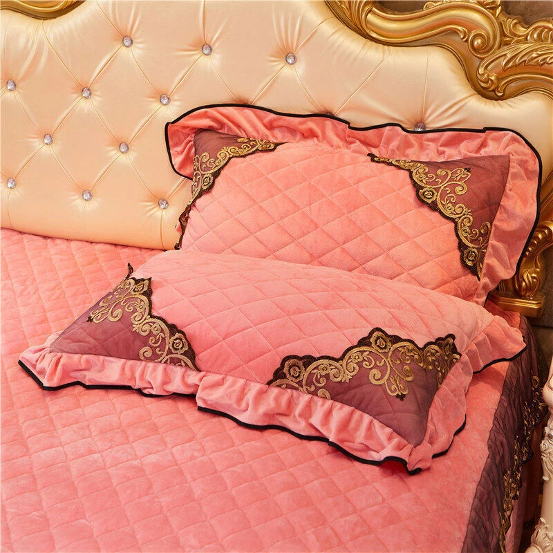 Velvet Bedspread Lace Quilted Drop Bed Skirt King Queen Fitted Sheet Pillowcases - Image 4 of 4