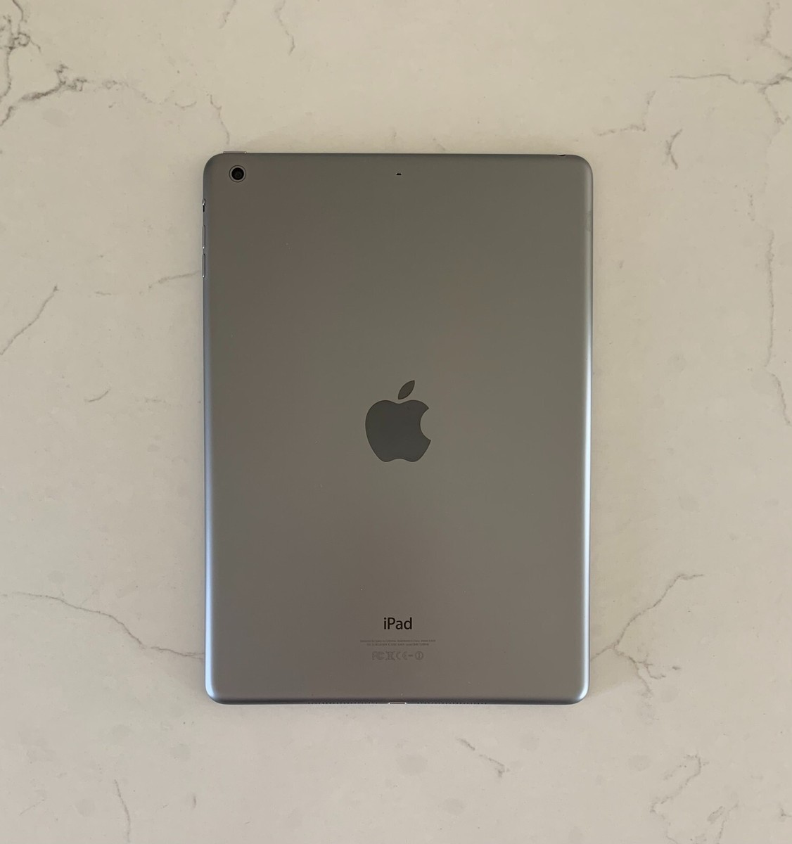 iPad Air シルバー 16GB Amazon.com : Apple 16GB iPad Air Wi-Fi Silver MGLW2LL/A