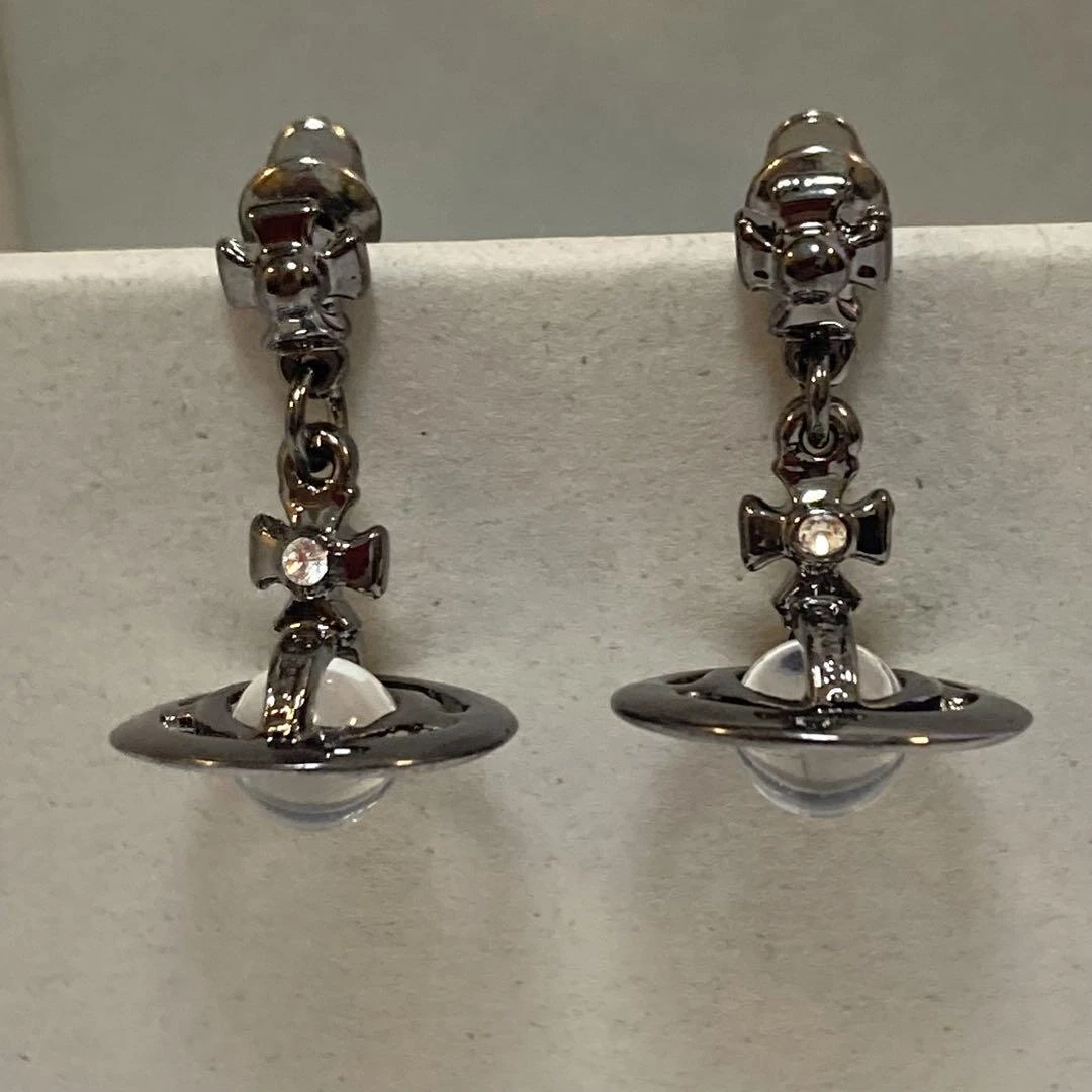 Vivienne Westwood Petite Orb Earrings Gunmetal w drawstring E00229