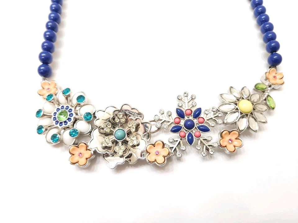 Ladies New Vintage Lia Sophia Silver Blue Bead Floral Flower Statement Necklace  - Image 2 of 4