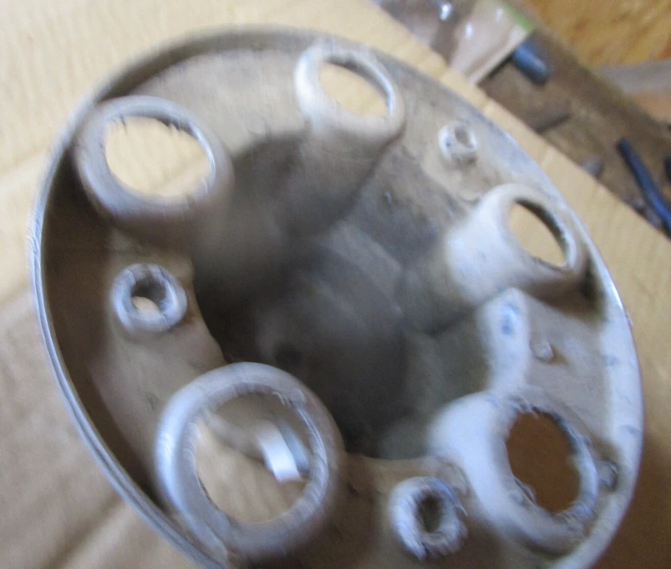 UNO OEM 73-87 Chevy C/K CUERPO CUADRADO 5 tapón central de rueda de rally GM C10 Foto 2 de 4