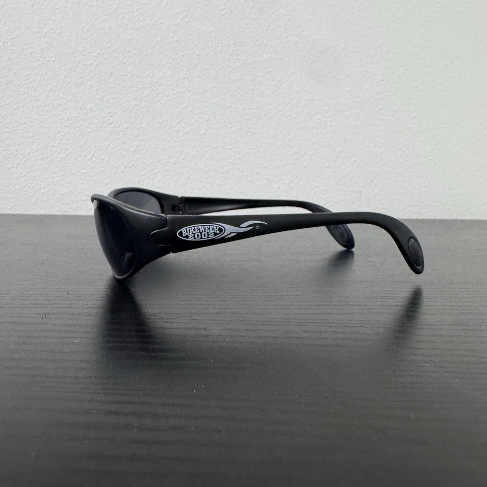 Gafas de sol Y2K Biketoberfest Harley Davidson nuevas con etiquetas estilo cromado calavera marco circular Foto 2 de 4