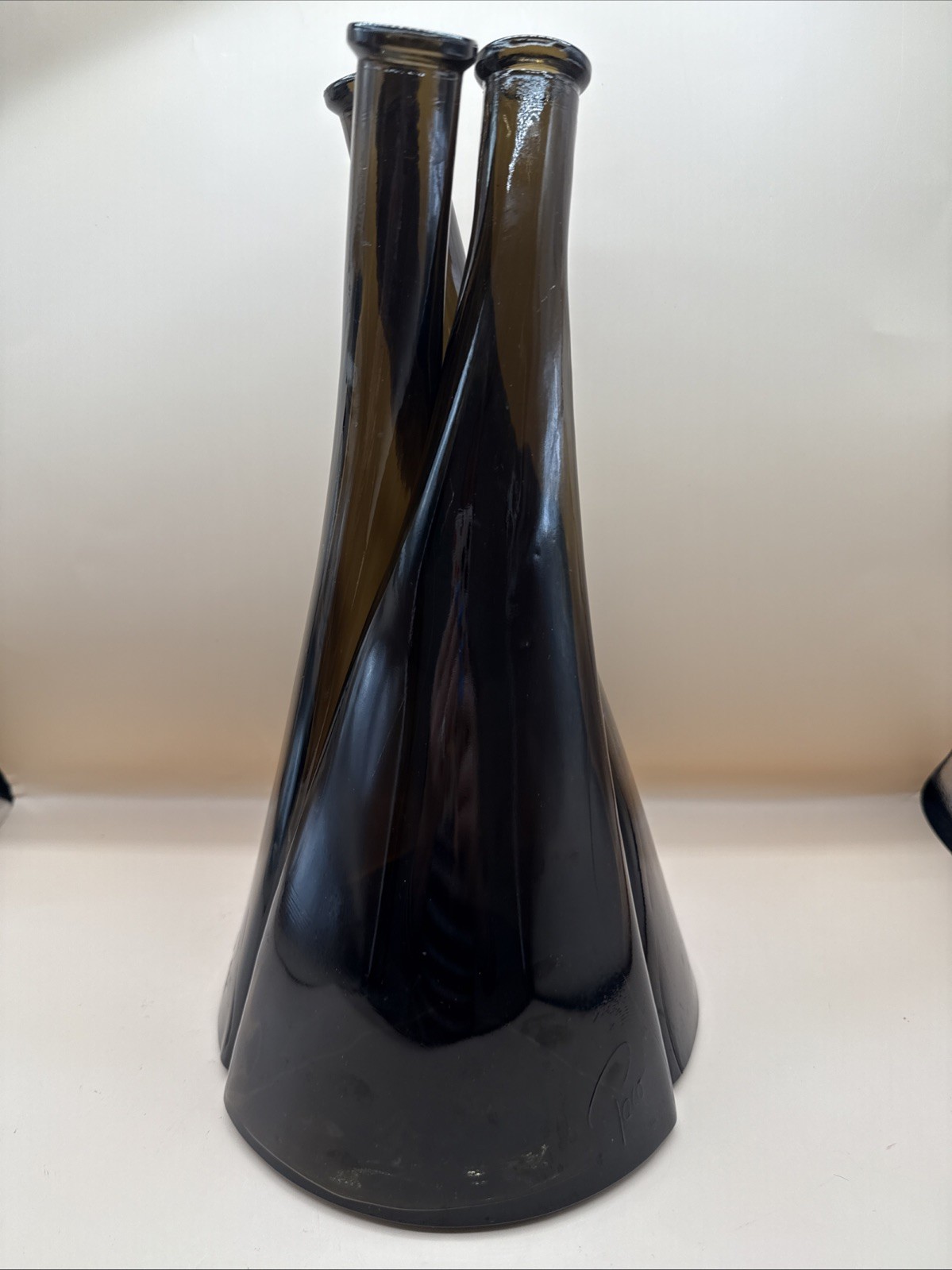 Iconic Interlocking Carafes with Three Discrete Elementś, Brown Glass