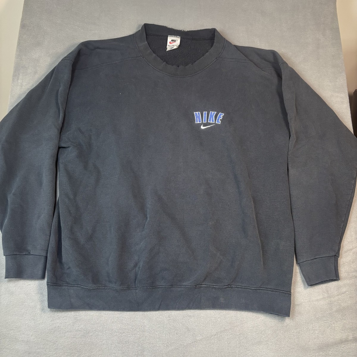vintage nike embroidered spell out logo sweatshirt