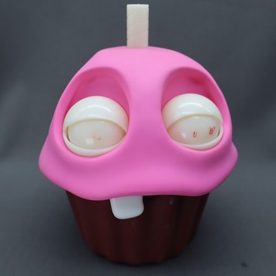 Five Nights At Freddy's FNAF 2 Cupcake Carl Bottle Cup Drink Defect Prototype