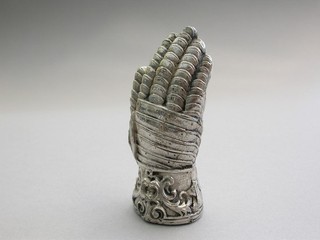 Victorian Silver Plated Armoured Gauntlet Vesta Case c1900.