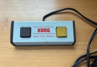 KORG Dual Foot Switch S 2 interruttore a pedale doppio ad esempio per KORG KR 55