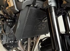 GRIGLIA PROTEZIONE RADIATORE METALLO KAWASAKI Z900 2017-2025