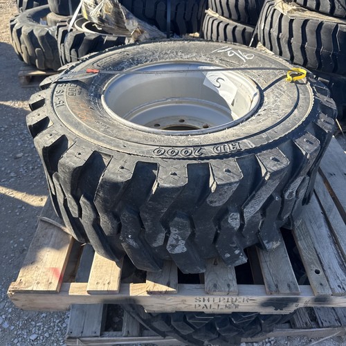 15x19.5 Boom Lift Tire Titan 12 Ply