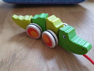 Krokodil (Ziehtier) Nachziehspielzeug Holzspielzeug Goki