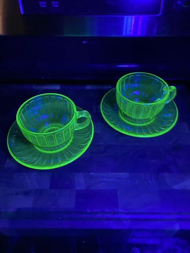 Federal Glass Green Uranium Tea Cups And Saucers Pair