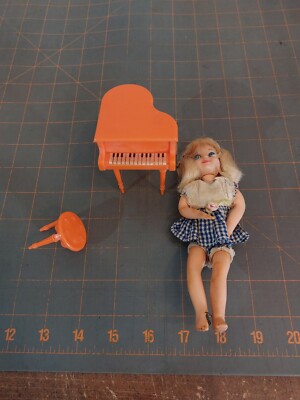 Vintage 1965 Mattel Barbie Tutti PIANO & STOOL Missing Leg with Doll