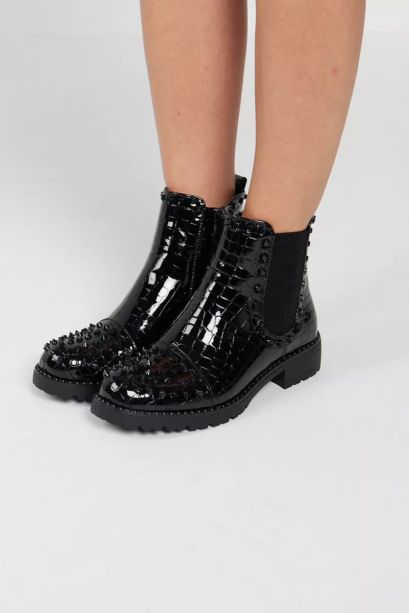 Spike studded chelsea boots best sale